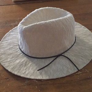 Woven hat